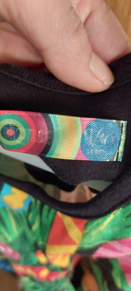 vestido tirantes desigual