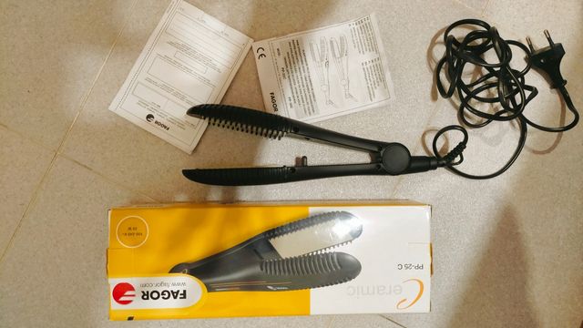 Plancha de pelo Fagor 25W nueva. Placas cerámicas.
