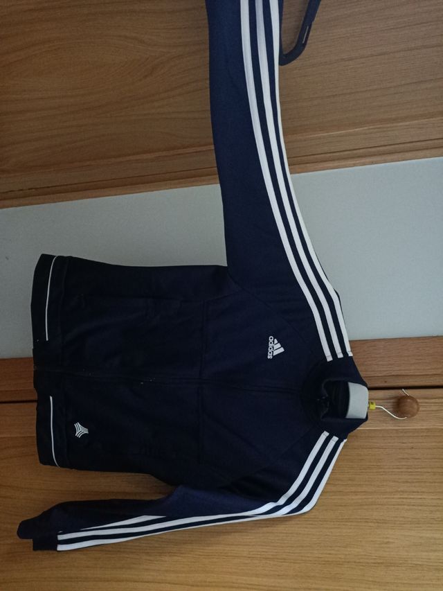 chaqueta adidas