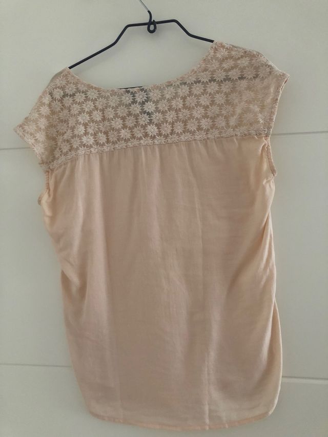 Camiseta blusa rosa palo. Mango xs