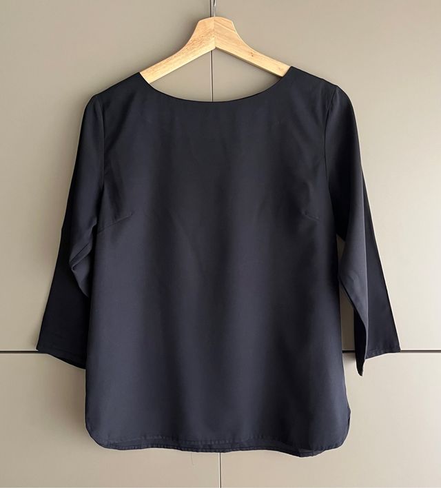 Blusa negra Mo mujer