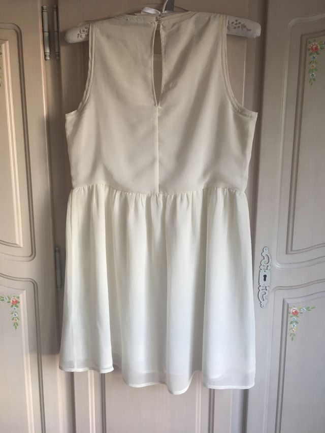 Vestido de Sfera con bordados. Talla M