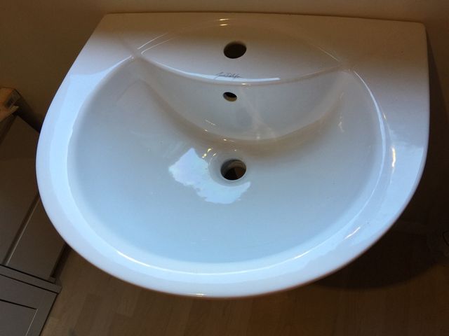 Lavabo con pedestal – Huno – Jacob Delafon