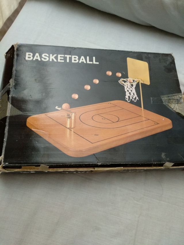Juego de mesa baloncesto