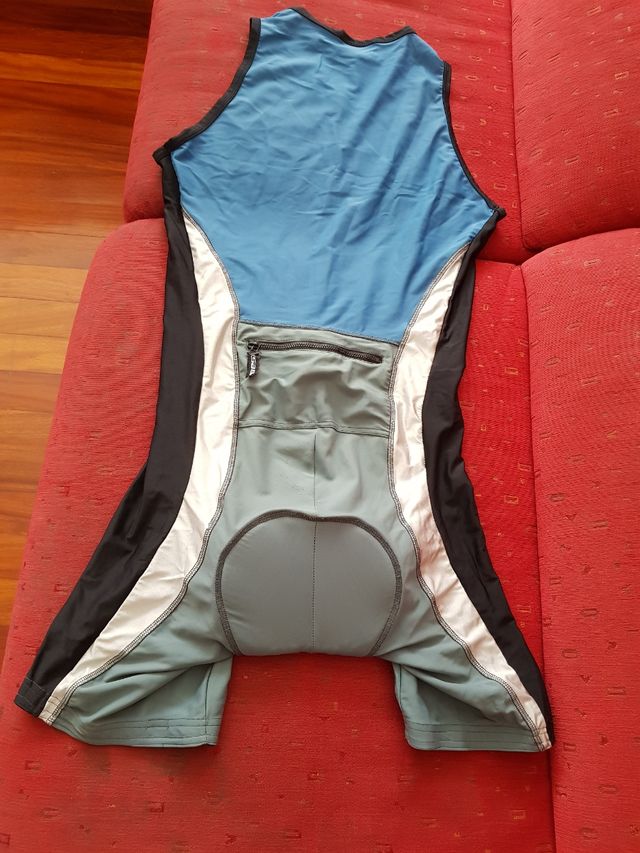 Maillot corto cuerpo entero. Marca BEST