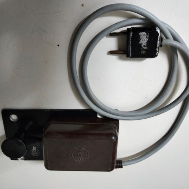 MANIPULADORES TELEGRAFÍA