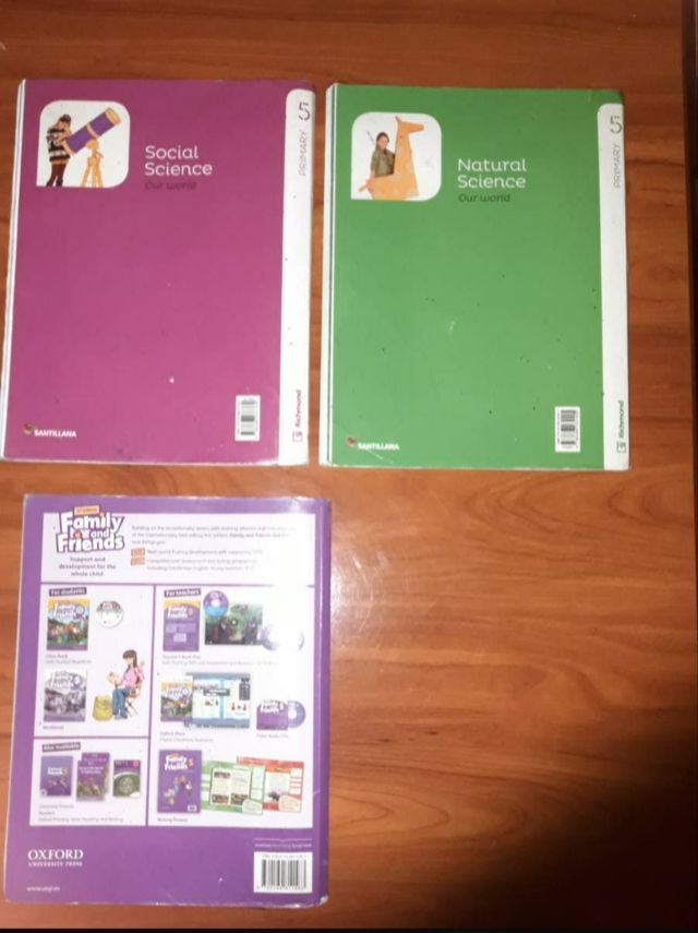 Lote de Libros de Texto 5°Primaria