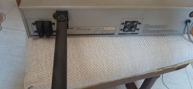 Sintonizador Garrard modelo 7.