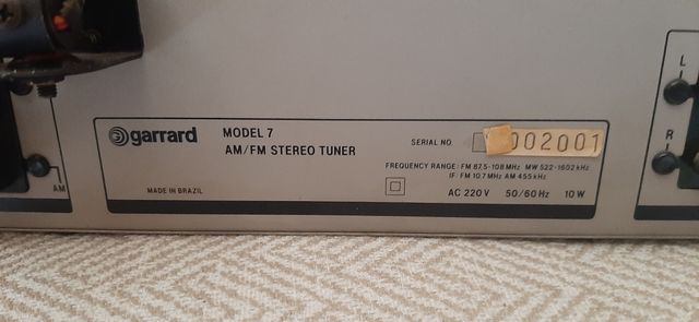 Sintonizador Garrard modelo 7.