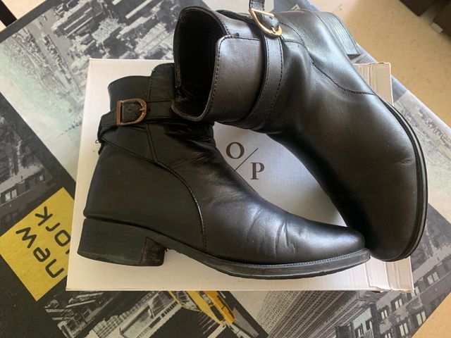 Stivaletti neri in pelle originale