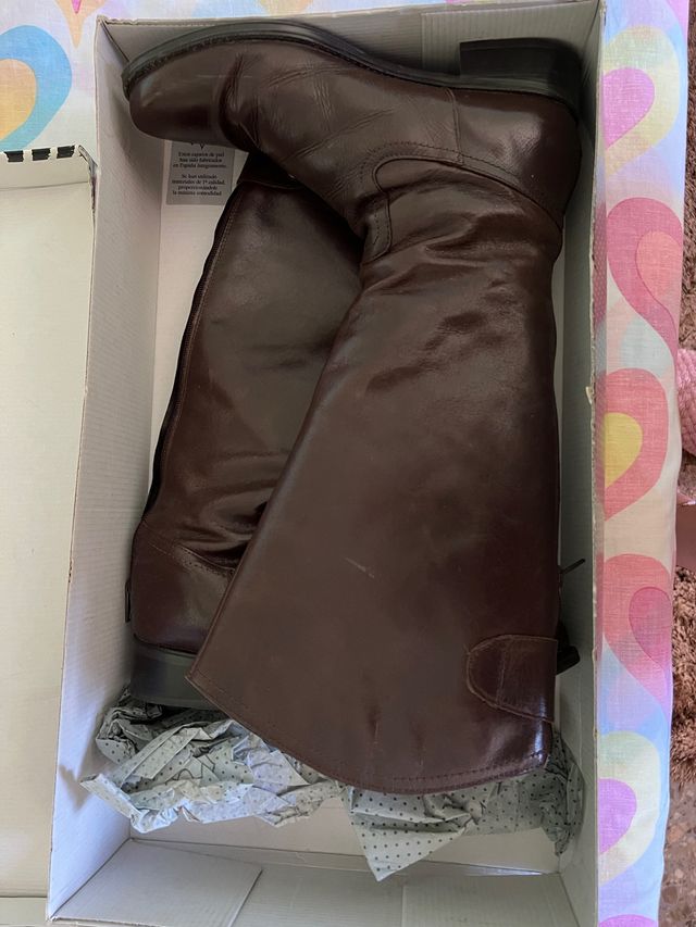 Botas altas de piel marypaz. Precio negociable