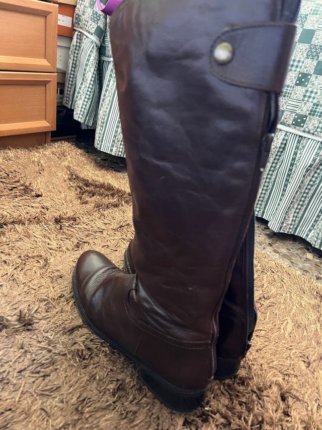 Botas altas de piel marypaz. Precio negociable