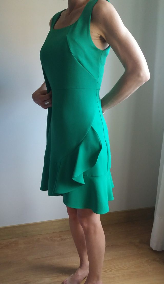 Vestido verde de Sfera