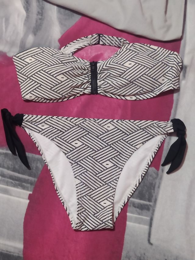 lote de dos bikinis por 12€