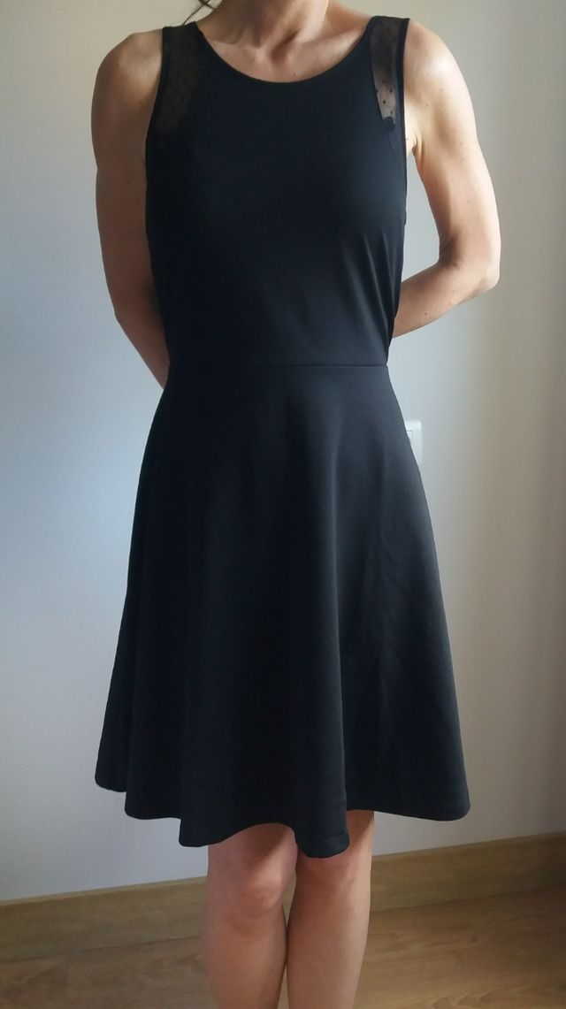 Vestido negro de HyM