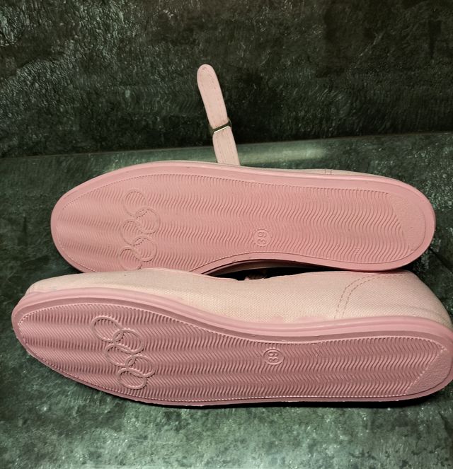 Zapatillas de lona La Cadena T39 rosa de segunda mano por 5 EUR en