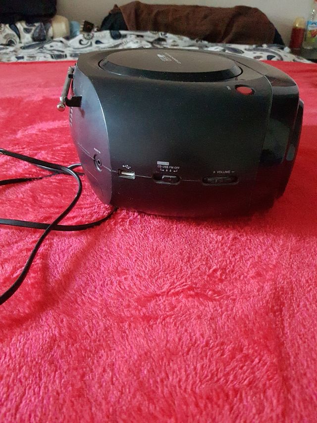 Reproductor CD, USB, radio