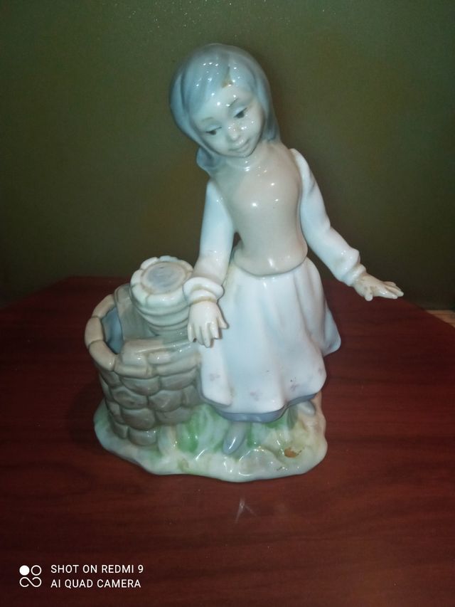 Figura Niña Hucha Tengra