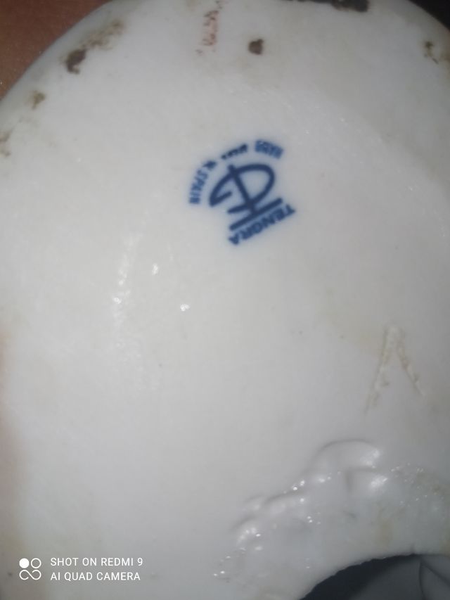 Figura Niña Hucha Tengra