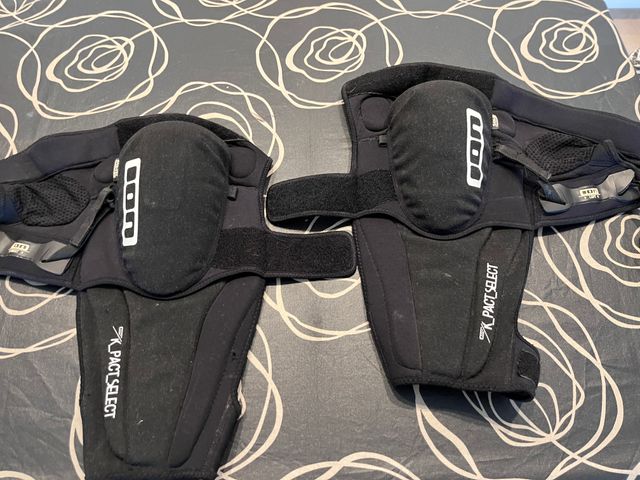 Rodilleras / espinilleras ION K_PACT_SELECT negras