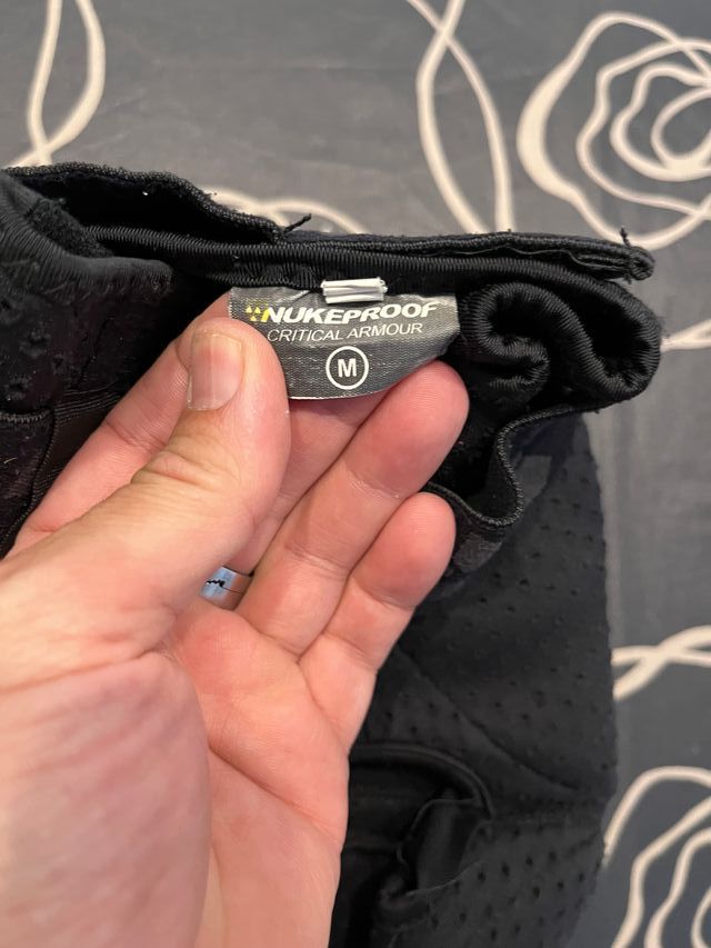 Rodilleras / espinilleras NUKEPROOF negras