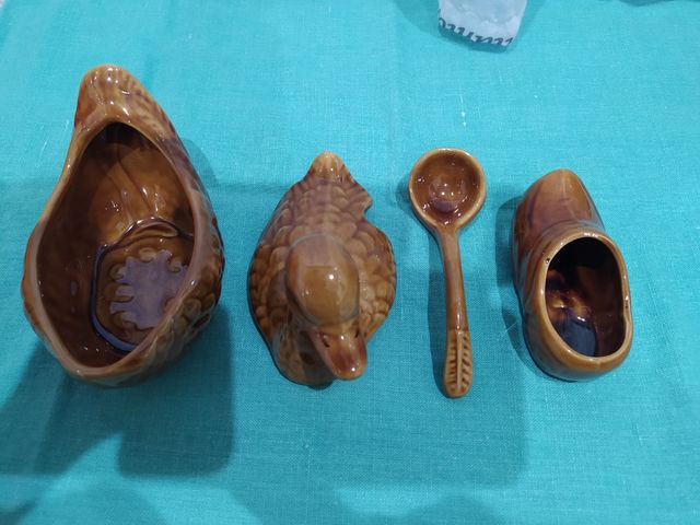 Salsera Pato y Zueco Porcelana
