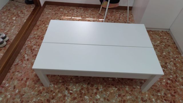 mesa de centro en blanca