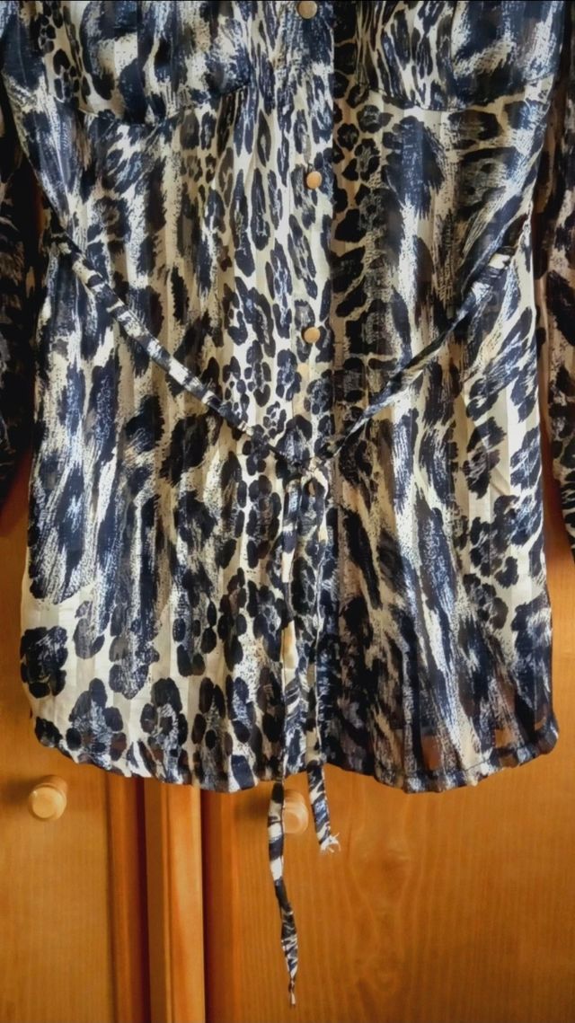 Camisa blusón, animal print