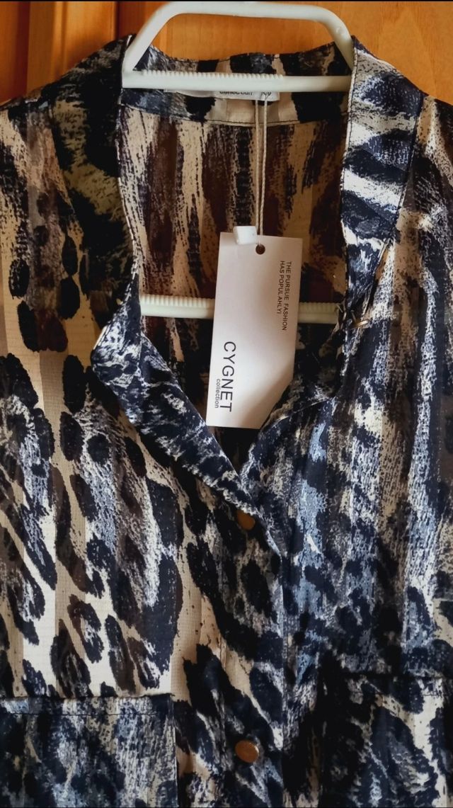 Camisa blusón, animal print