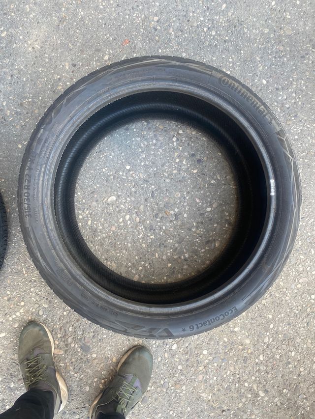 Neumaticos 315/30R22 107Y Continental