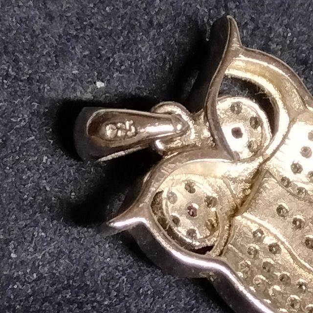 ciondolo in argento e brillantini