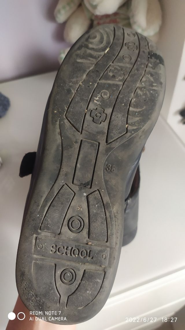 zapato escolar