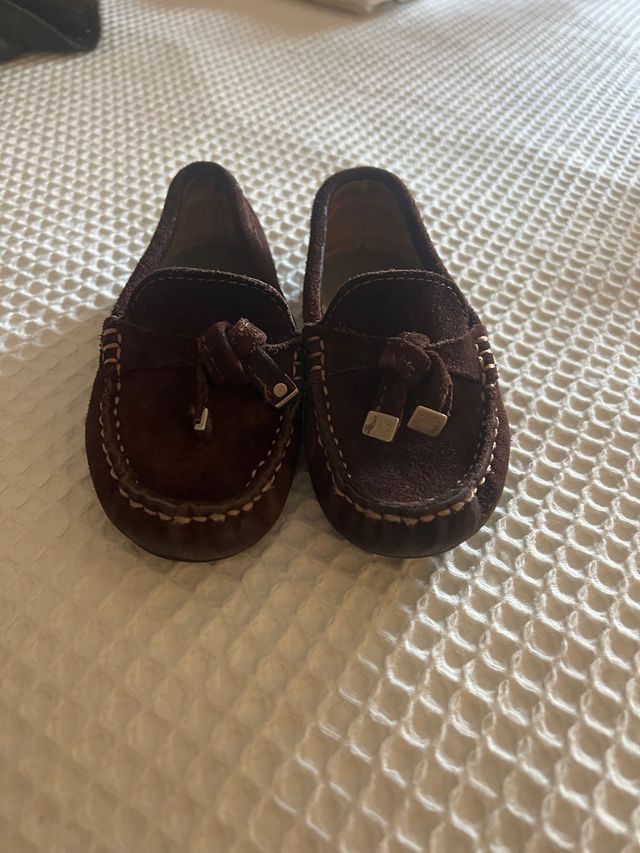 Zapato mocasin niño talla 26