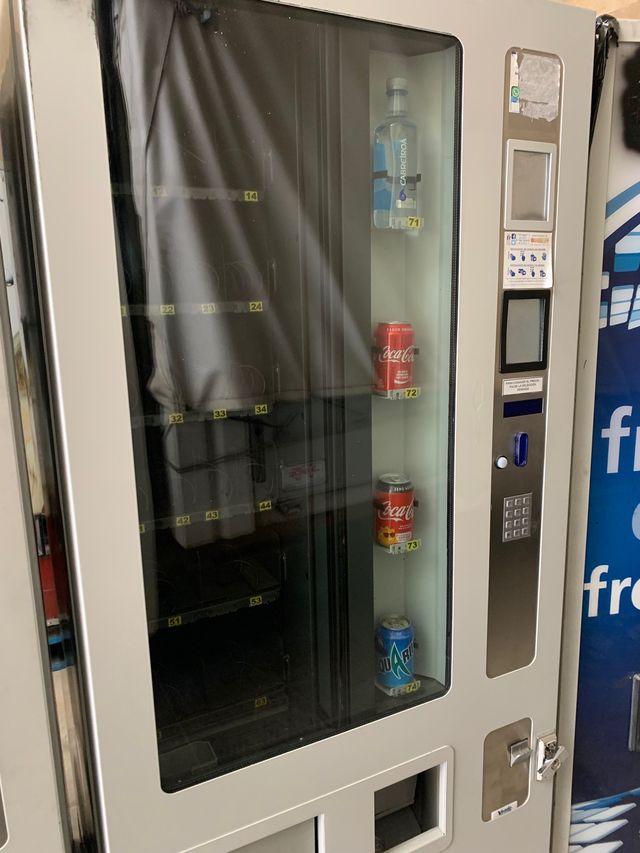 Liquidación de máquinas de refrescos