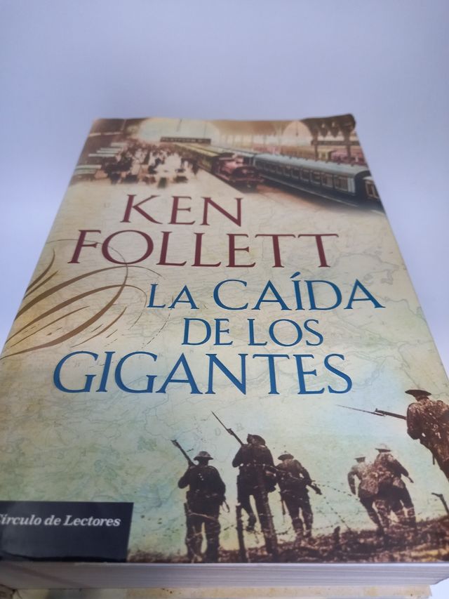 Libro :La caída de los gigantes