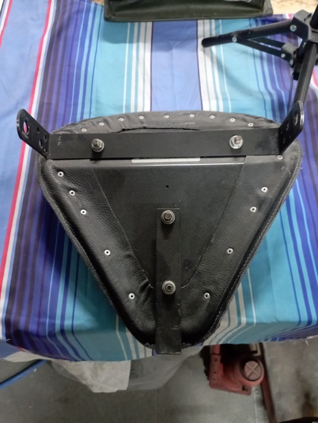 mono sella e sellino per harley davidson