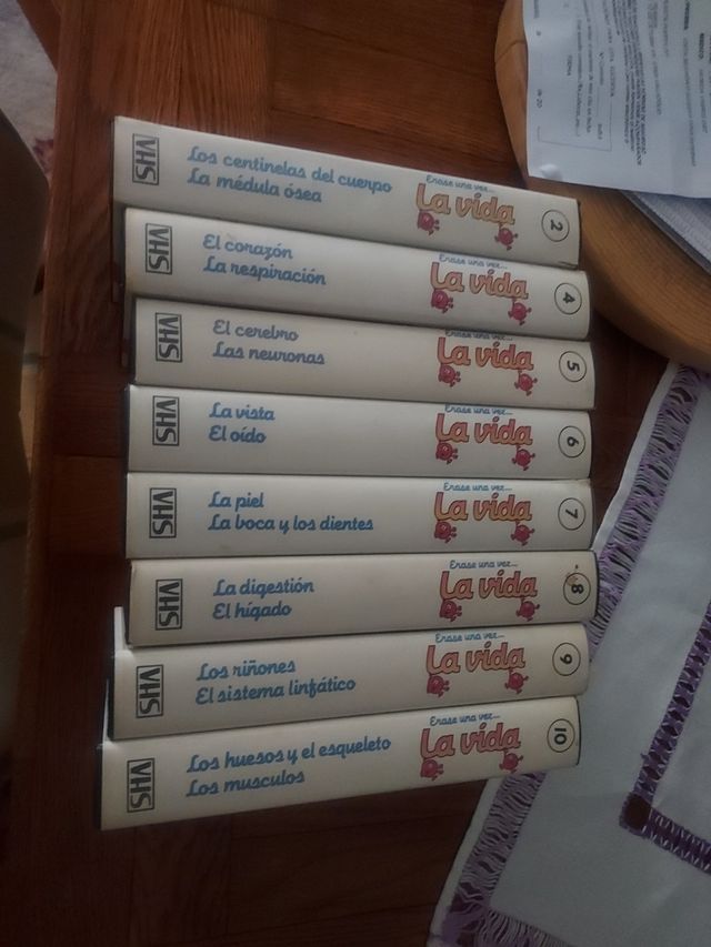 VHS Erase una vez la vida y libros
