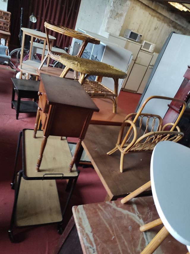  COSAS DE SEGUNDA MANO CARRER VALENCIA 105 CULLERA