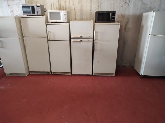  COSAS DE SEGUNDA MANO CARRER VALENCIA 105 CULLERA