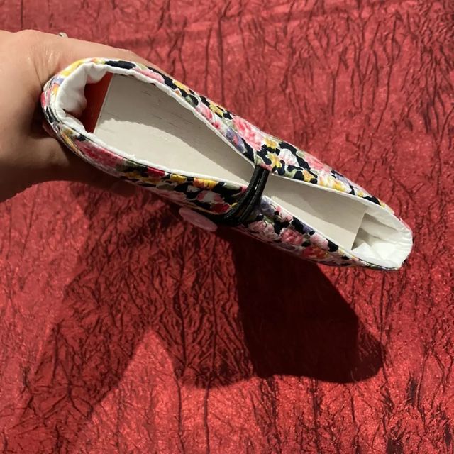 Funda de libros Flores