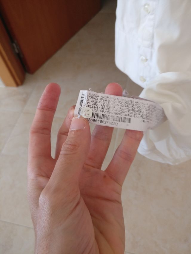 Camisa branca para trabalho ou entrevistas