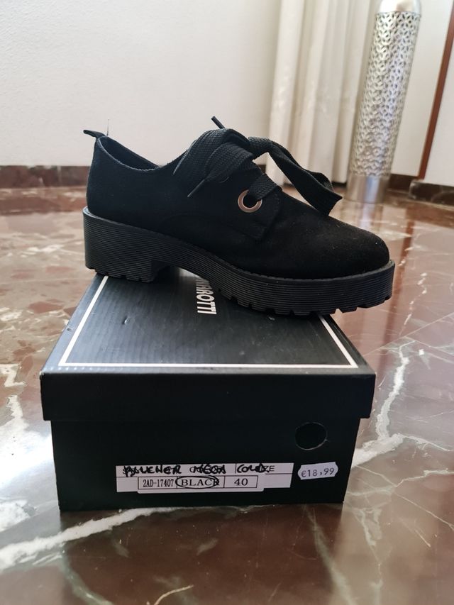 Zapatos negros