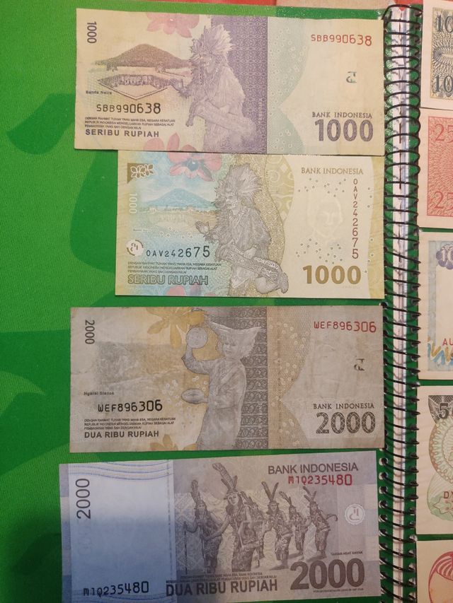 billetes de Indonesia la mayoría sin circular