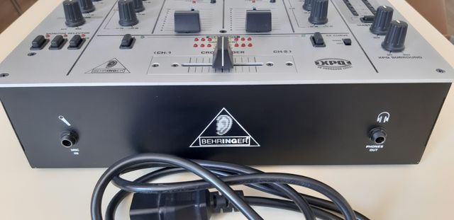 Mesa de mezclas DJX 400