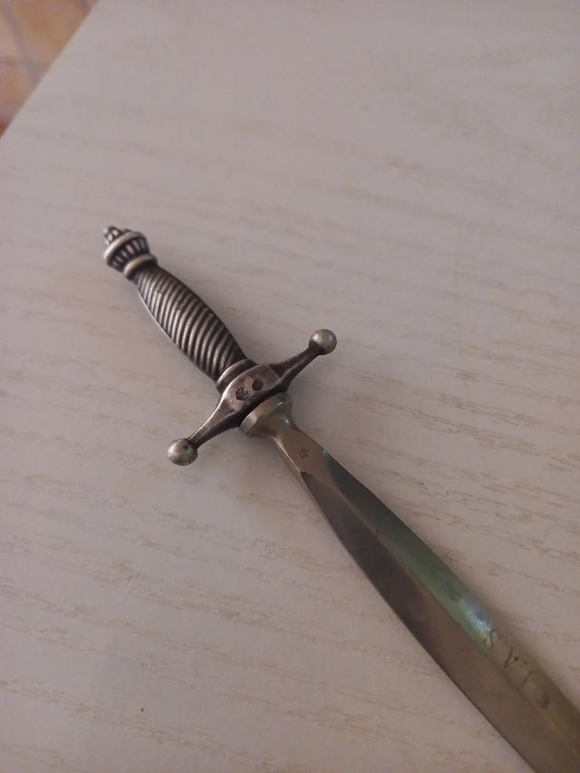 abre cartas antiguo empuñadura de Plata