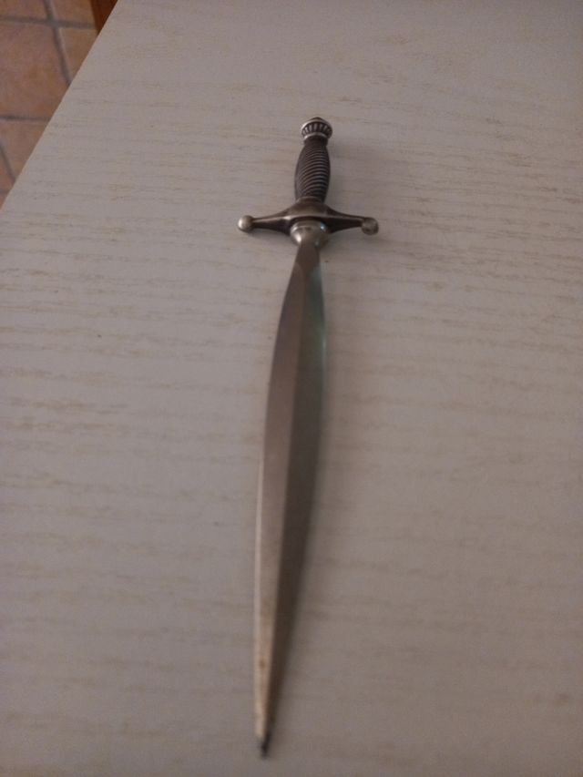 abre cartas antiguo empuñadura de Plata