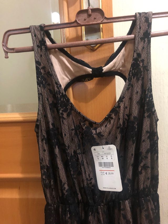 Vestido negro calado nuevo