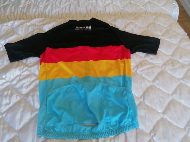 maillot ciclismo de la marca 226 ears