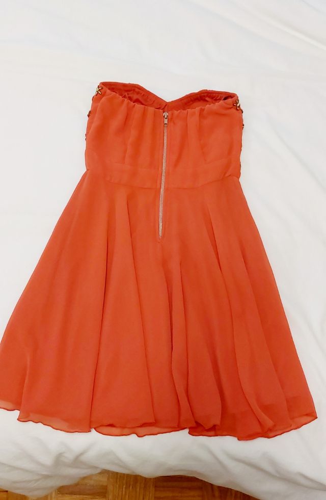 Vestido color coral