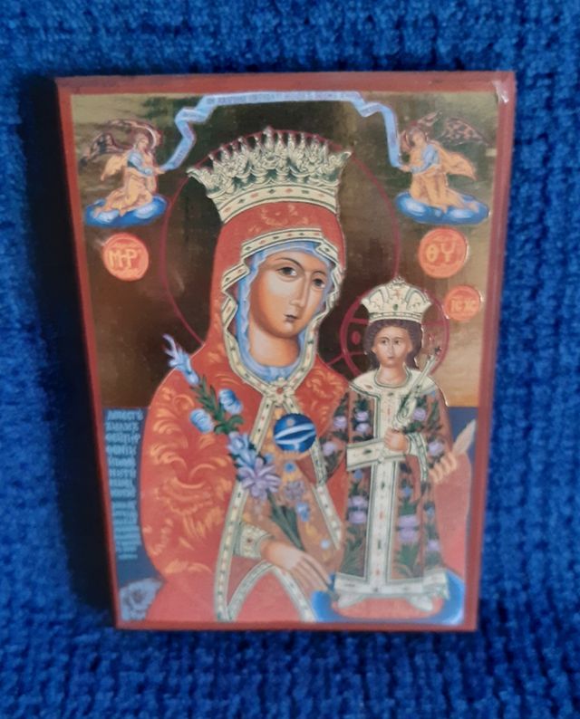 tavoli in legno con foto/